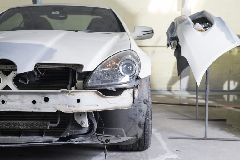 Auto,Body,Repair,Series,:,Closeup,Of,White,Sport,Car